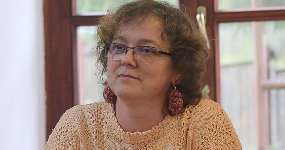 Hangok mögött: rádió és közösség